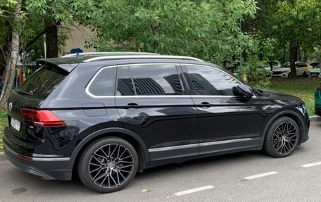 Volkswagen Tiguan II, 2017 год, 2 500 000 рублей, 26 фотография