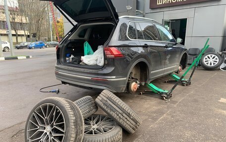 Volkswagen Tiguan II, 2017 год, 2 500 000 рублей, 25 фотография
