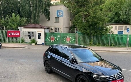 Volkswagen Tiguan II, 2017 год, 2 500 000 рублей, 24 фотография