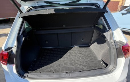 Volkswagen Tiguan II, 2019 год, 3 070 000 рублей, 7 фотография