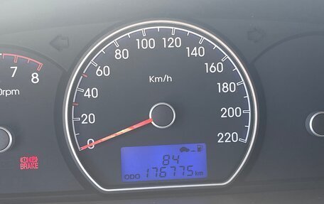 Hyundai Elantra IV, 2010 год, 700 000 рублей, 9 фотография