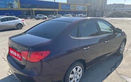 Hyundai Elantra IV, 2010 год, 700 000 рублей, 3 фотография