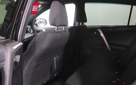 Toyota RAV4, 2019 год, 2 499 000 рублей, 14 фотография