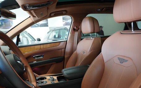 Bentley Bentayga I, 2023 год, 20 490 000 рублей, 10 фотография