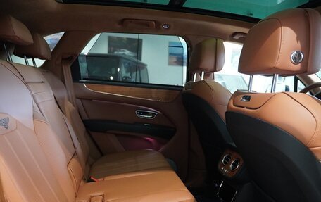 Bentley Bentayga I, 2023 год, 20 490 000 рублей, 18 фотография