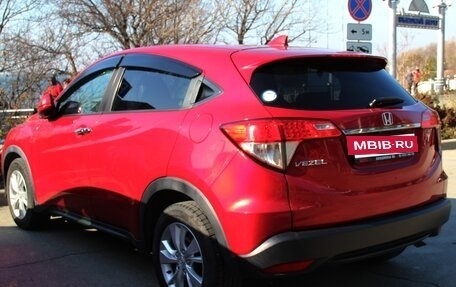 Honda Vezel, 2018 год, 2 000 000 рублей, 3 фотография