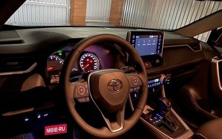 Toyota RAV4, 2020 год, 3 150 000 рублей, 6 фотография
