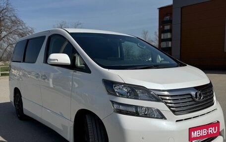 Toyota Vellfire I, 2009 год, 1 100 000 рублей, 2 фотография