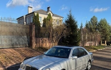 Mercedes-Benz E-Класс, 2000 год, 1 850 000 рублей, 2 фотография
