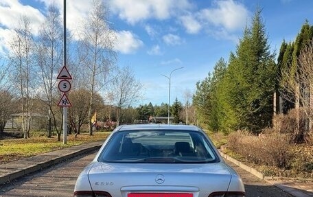 Mercedes-Benz E-Класс, 2000 год, 1 850 000 рублей, 7 фотография