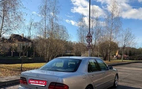 Mercedes-Benz E-Класс, 2000 год, 1 850 000 рублей, 8 фотография