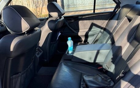 Mercedes-Benz E-Класс, 2000 год, 1 850 000 рублей, 21 фотография