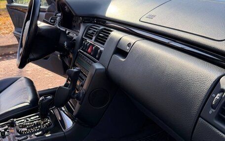 Mercedes-Benz E-Класс, 2000 год, 1 850 000 рублей, 28 фотография