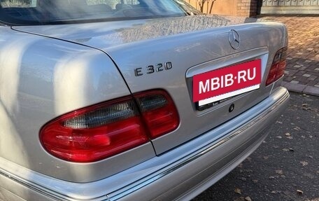 Mercedes-Benz E-Класс, 2000 год, 1 850 000 рублей, 33 фотография