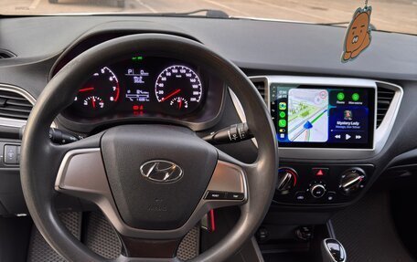 Hyundai Solaris II рестайлинг, 2019 год, 950 000 рублей, 8 фотография