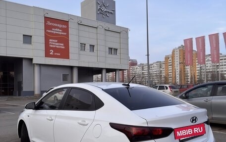 Hyundai Solaris II рестайлинг, 2019 год, 950 000 рублей, 5 фотография