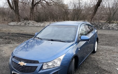 Chevrolet Cruze II, 2013 год, 900 000 рублей, 2 фотография