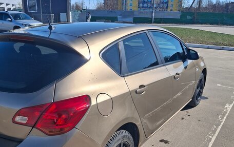 Opel Astra J, 2013 год, 625 000 рублей, 4 фотография