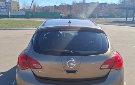 Opel Astra J, 2013 год, 625 000 рублей, 6 фотография