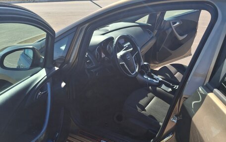 Opel Astra J, 2013 год, 625 000 рублей, 10 фотография