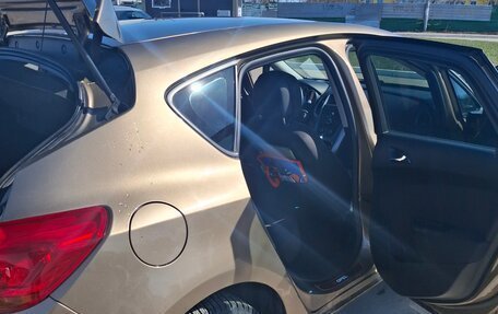 Opel Astra J, 2013 год, 625 000 рублей, 16 фотография