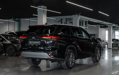 Toyota Highlander, 2026 год, 5 950 000 рублей, 5 фотография