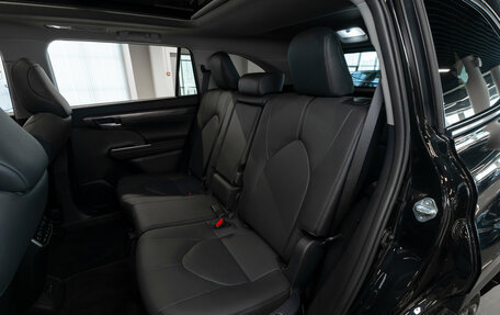 Toyota Highlander, 2026 год, 5 950 000 рублей, 14 фотография