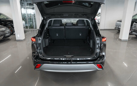 Toyota Highlander, 2026 год, 5 950 000 рублей, 28 фотография