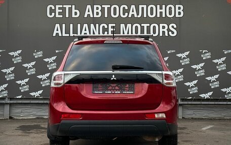 Mitsubishi Outlander III рестайлинг 3, 2013 год, 999 000 рублей, 6 фотография
