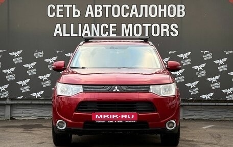 Mitsubishi Outlander III рестайлинг 3, 2013 год, 999 000 рублей, 2 фотография