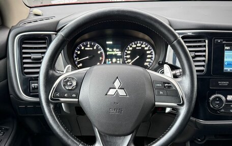 Mitsubishi Outlander III рестайлинг 3, 2013 год, 999 000 рублей, 17 фотография