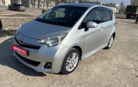 Toyota Ractis II, 2011 год, 950 000 рублей, 1 фотография