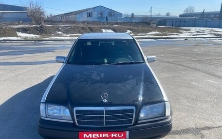 Mercedes-Benz C-Класс, 1995 год, 150 000 рублей, 2 фотография