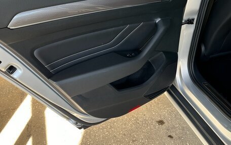 Volkswagen Passat B8 рестайлинг, 2020 год, 2 580 000 рублей, 15 фотография