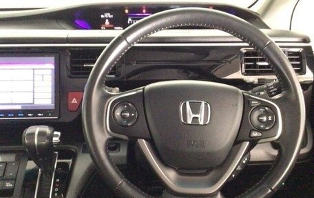 Honda Stepwgn IV, 2017 год, 1 710 000 рублей, 7 фотография