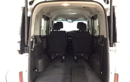 Honda Stepwgn IV, 2017 год, 1 710 000 рублей, 12 фотография