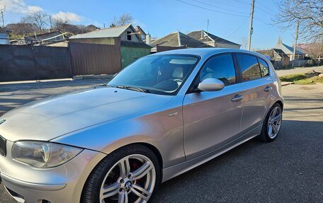 BMW 1 серия, 2005 год, 695 000 рублей, 11 фотография