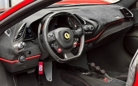 Ferrari 488, 2019 год, 47 970 000 рублей, 20 фотография