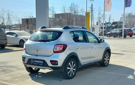 Renault Sandero II рестайлинг, 2015 год, 710 000 рублей, 6 фотография