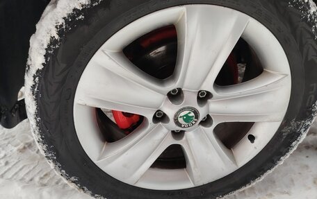 Skoda Yeti I рестайлинг, 2013 год, 975 000 рублей, 33 фотография