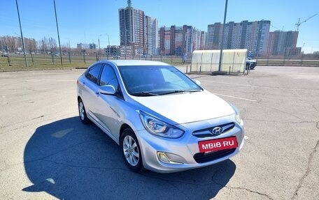 Hyundai Solaris II рестайлинг, 2011 год, 570 000 рублей, 6 фотография