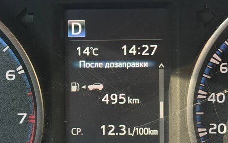 Toyota RAV4, 2017 год, 2 200 000 рублей, 10 фотография