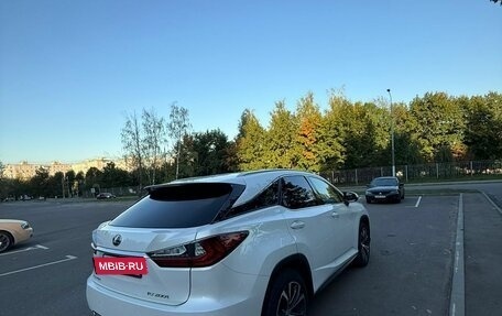 Lexus RX IV рестайлинг, 2017 год, 4 750 000 рублей, 7 фотография