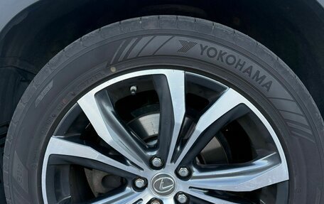 Lexus RX IV рестайлинг, 2017 год, 4 750 000 рублей, 28 фотография