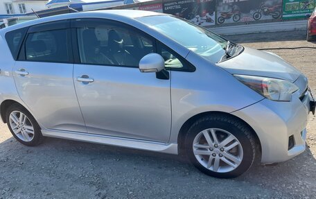 Toyota Ractis II, 2011 год, 950 000 рублей, 4 фотография