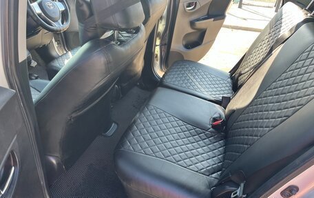 Toyota Ractis II, 2011 год, 950 000 рублей, 9 фотография