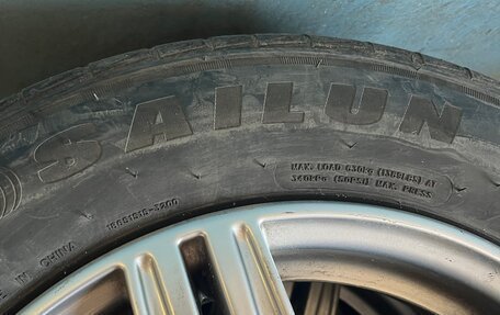 Toyota Ractis II, 2011 год, 950 000 рублей, 18 фотография