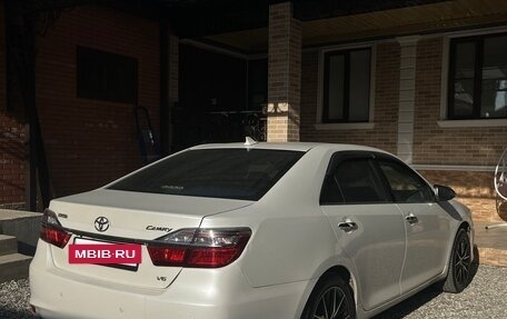 Toyota Camry, 2015 год, 2 300 000 рублей, 3 фотография