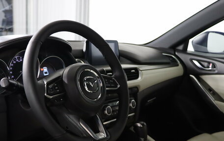 Mazda 6, 2017 год, 1 799 990 рублей, 9 фотография