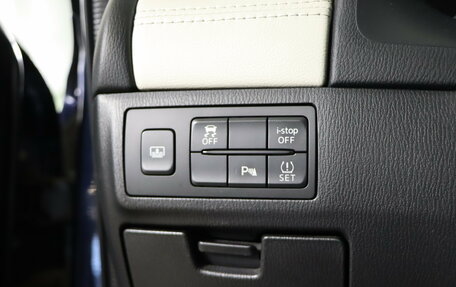 Mazda 6, 2017 год, 1 799 990 рублей, 17 фотография